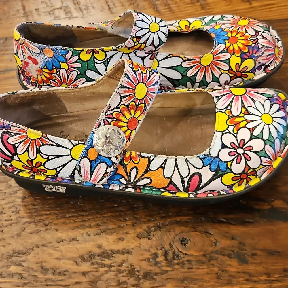 Alegria Floral Paloma Mary Jane Shoes with Adjustable Strap